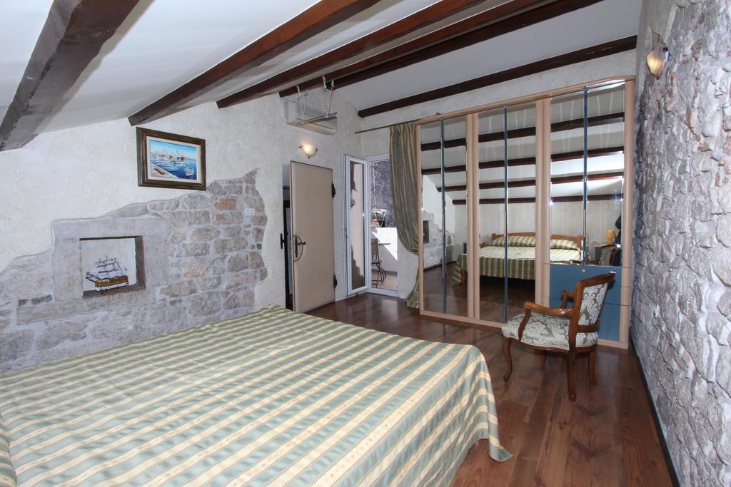 Apartment Midea Rovinj Exterior photo
